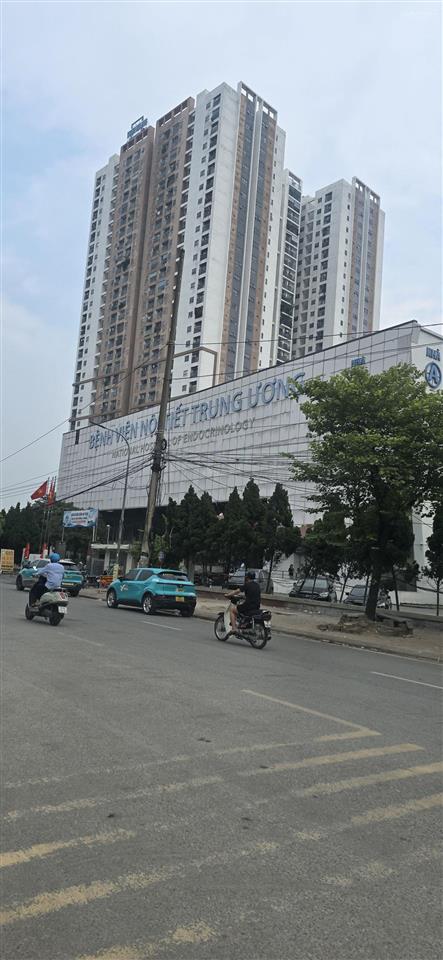 Hàng hiếm, hơn 6 tỷ, ô tô tránh, kinh doanh tại thị trấn văn điển, sát vách kđt pháp vân, hồng hà