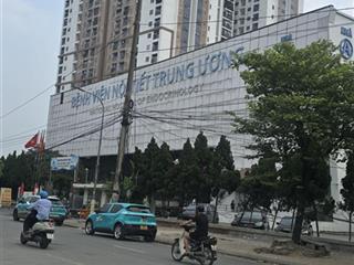 Hàng hiếm, hơn 6 tỷ, ô tô tránh, kinh doanh tại thị trấn văn điển, sát vách kđt pháp vân, hồng hà