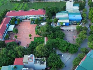 Cần bán gấp, 40m2, tđc quỳnh đô, phân lô, vỉa hè 3m, giá cực mềm, 7 tỷ, thương lượng mạnh.