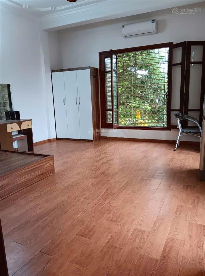 Cho thuê ccmn hoàng quốc việt, đầy đủ nội thất