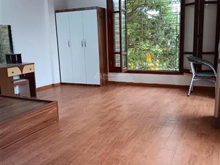 Cho thuê ccmn hoàng quốc việt, đầy đủ nội thất