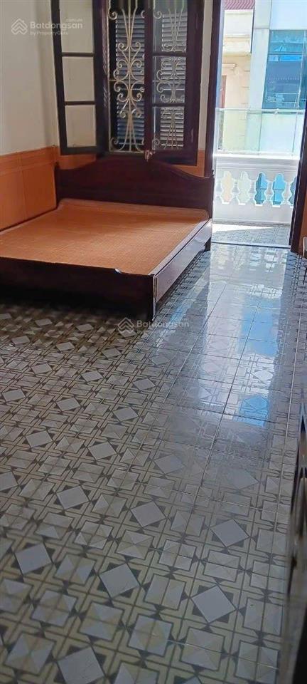 Cho thuê ccmn hoàng quốc việt, đầy đủ nội thất