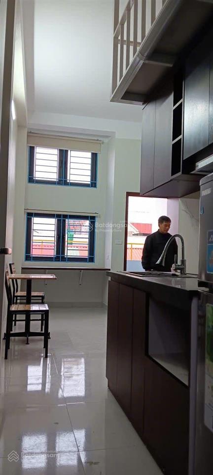 Cho thuê ccmn hoàng quốc việt, đầy đủ nội thất