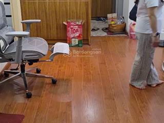 Cho thuê cc 95m2, 3pn, 1wc, nguyễn phong sắc, quận cầu giấy, 13,5 triệu