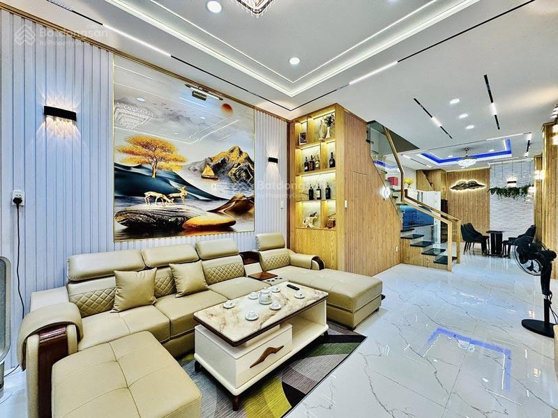Bán nhà đất quận tân bình ngang 6m dài 20m gần metro số 2 giá 8.5 tỷ