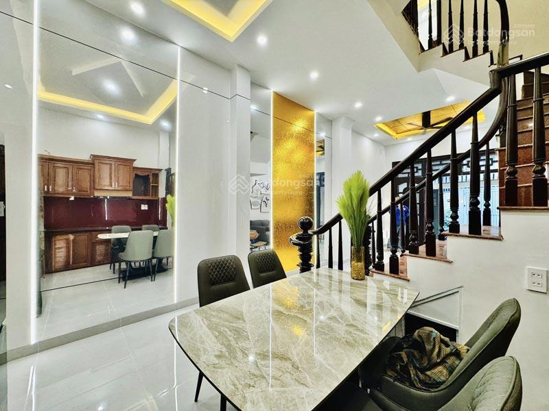 Bán nhà lô góc 3 mặt hẻm ô tô, gần metro số 2, lý thường kiệt, 4.2mx10m, chỉ 5.2 tỷ, tiện xây mới