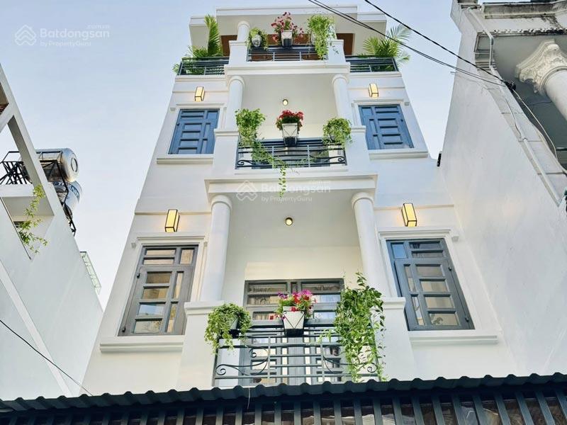 Bán nhà lô góc 3 mặt hẻm ô tô, gần metro số 2, lý thường kiệt, 4.2mx10m, chỉ 5.2 tỷ, tiện xây mới
