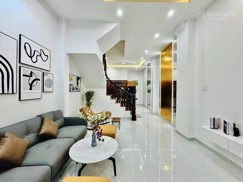 Bán nhà lô góc 3 mặt hẻm ô tô, gần metro số 2, lý thường kiệt, 4.2mx10m, chỉ 5.2 tỷ, tiện xây mới