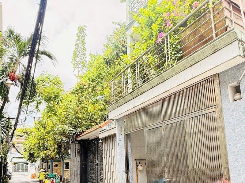 Bán nhà 3 tầng, lô góc 2 mặt thoáng, xe hơi đậu trong nhà, gần tuyến metro số 2, giá chỉ 7 tỷ ít