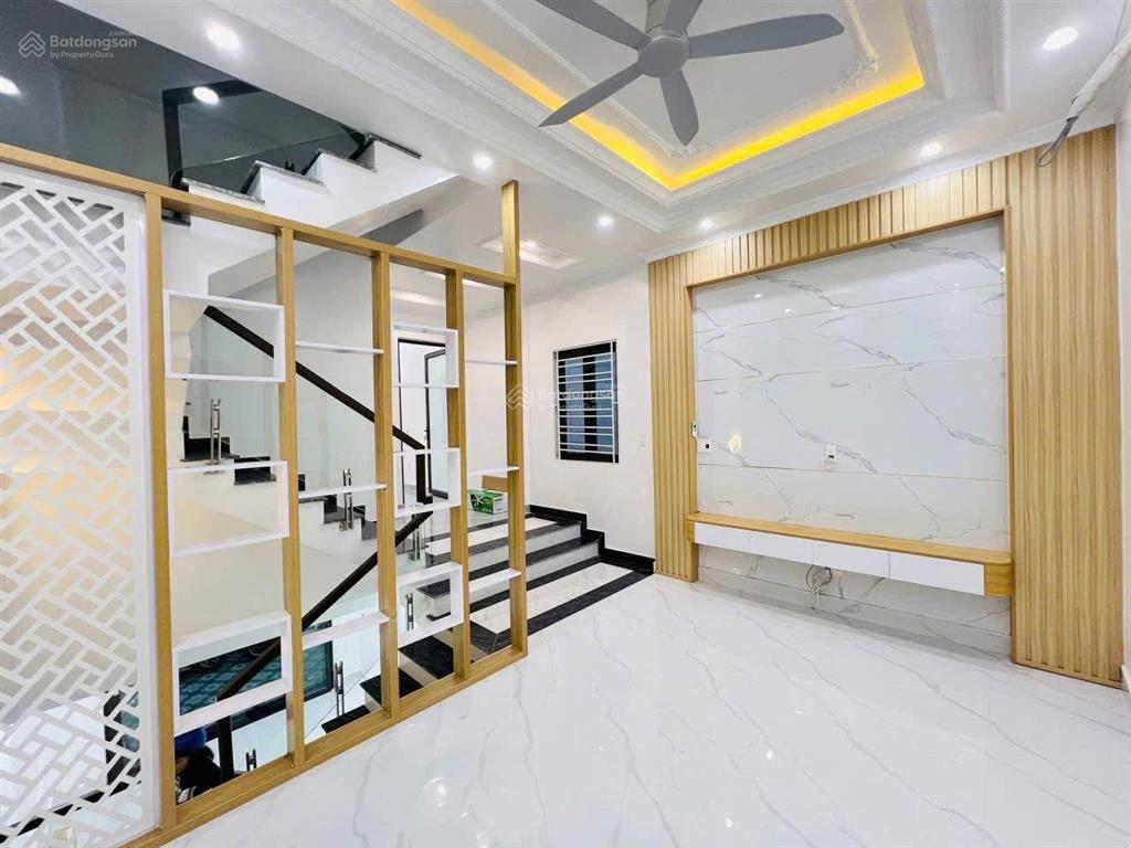Nhà 4 tầng xây mới tại bình kiềutdc bình an  ô tô đỗ thoải mái gần nhà.