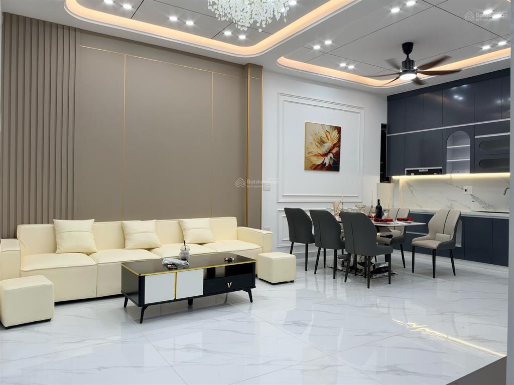Nhà 4 tầng sân cổng phố đà nẵng, 55m2 ngõ nông cách đường 30m giá chỉ 4,69 tỷ có tt