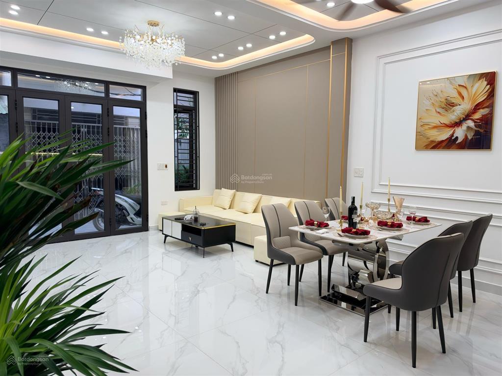 Nhà 4 tầng sân cổng phố đà nẵng, 55m2 ngõ nông cách đường 30m giá chỉ 4,69 tỷ có tt