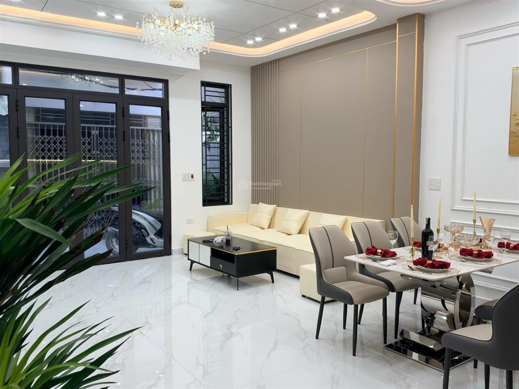 Nhà 4 tầng sân cổng phố đà nẵng, 55m2 ngõ nông cách đường 30m giá chỉ 4,69 tỷ có tt