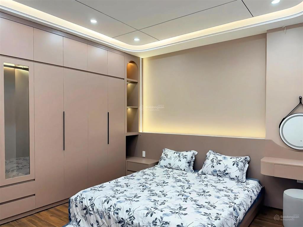 Nhà 4 tầng sân cổng phố đà nẵng, 55m2 ngõ nông cách đường 30m giá chỉ 4,69 tỷ có tt