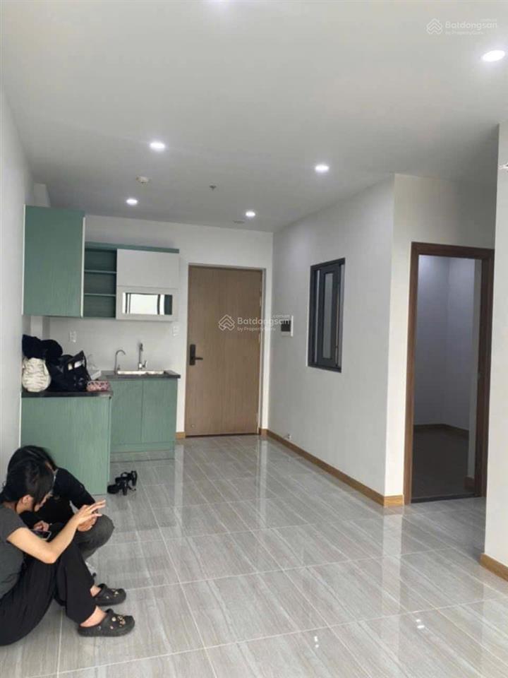 Cần bán căn hộ bcons topaz giá rẻ tầng đẹp căn 2pn 2wc ngay làng đại học ga metro