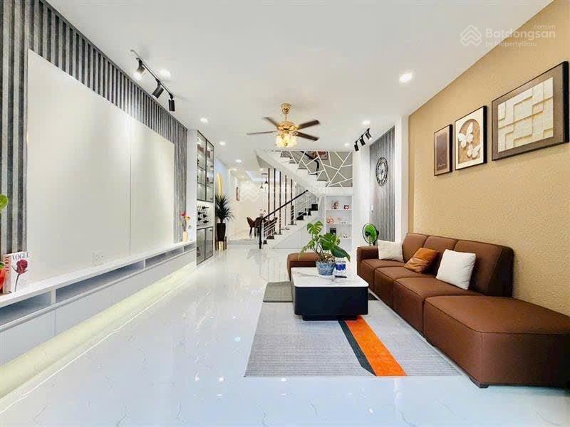 Bán nhà đẹp 4 tầng, nở hậu, phạm văn chiêu, gò vấp, hẻm 8m, 60.7m2, 8.x tỷ