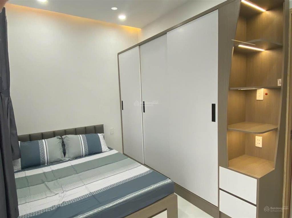 Bán nhà 2 tầng, nguyễn hũu cảnh, bình thạnh, view landmark, hẻm 4m, 30m2, 5.x tỷ