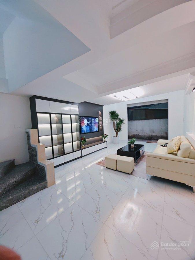 Bán nhà kim giangthanh liệt. nhà dân xây, full nội thất, 30m ra phố. 38m2 x 7 tầng  hơn 8 tỷ