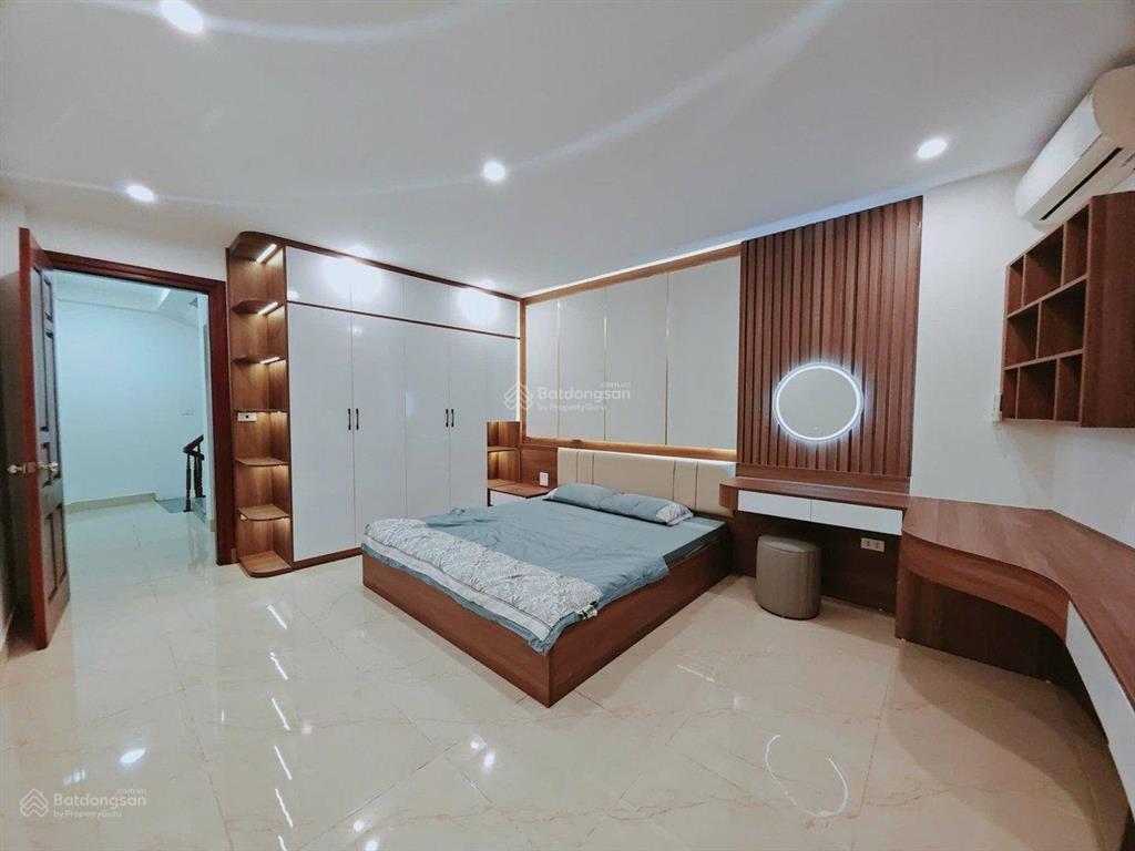Bán nhà kim giangthanh liệt. nhà dân xây, full nội thất, 30m ra phố. 38m2 x 7 tầng  hơn 8 tỷ