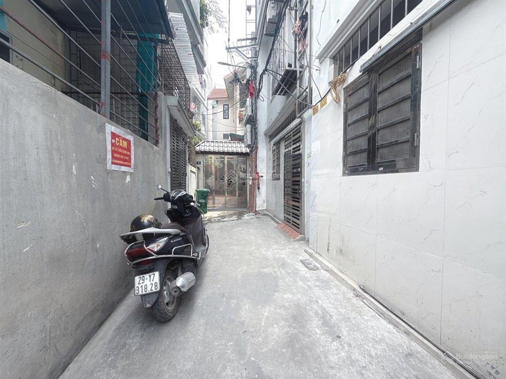 Chủ bán căn dòng tiền kim giangthanh liệt. 55m x 7 tầng, thang máy, hơn 14 tỷ. gần ô tô, nhà mới