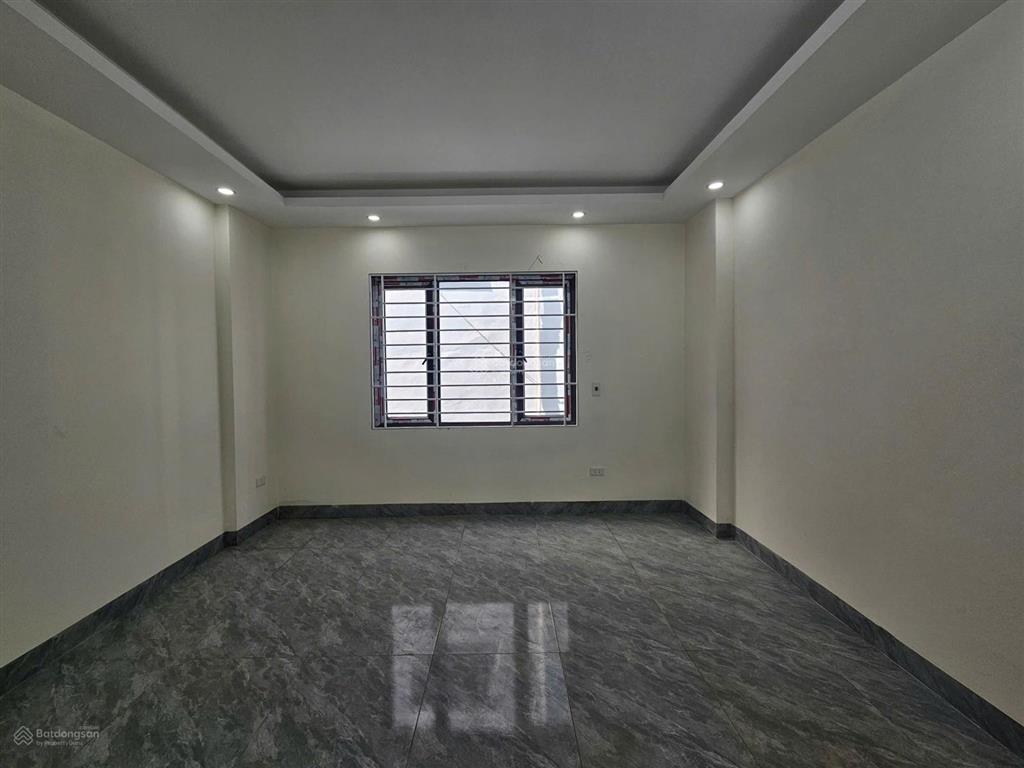 Cực rẻ nhà độc lập 41m2 ở p.chương mỹ ô tô đỗ. gần chợ tt, đh tdtt, 10p đi bx yên nghĩa  tàu điện