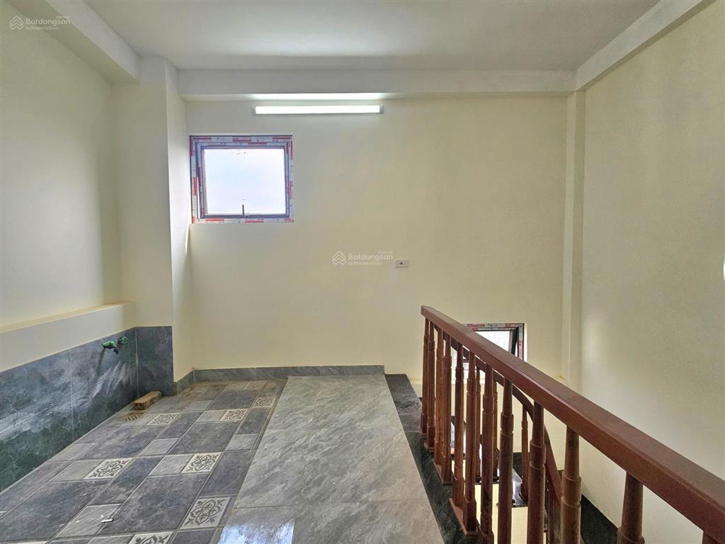 Cực rẻ nhà độc lập 41m2 ở p.chương mỹ ô tô đỗ. gần chợ tt, đh tdtt, 10p đi bx yên nghĩa  tàu điện