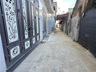 Rẻ vô đối ! chủ ngộp bank giảm sâu nhà 35m,ngõ nông ôtô,gần tt chúc sơnql6,khu dân cư giá 2,65 tỷ