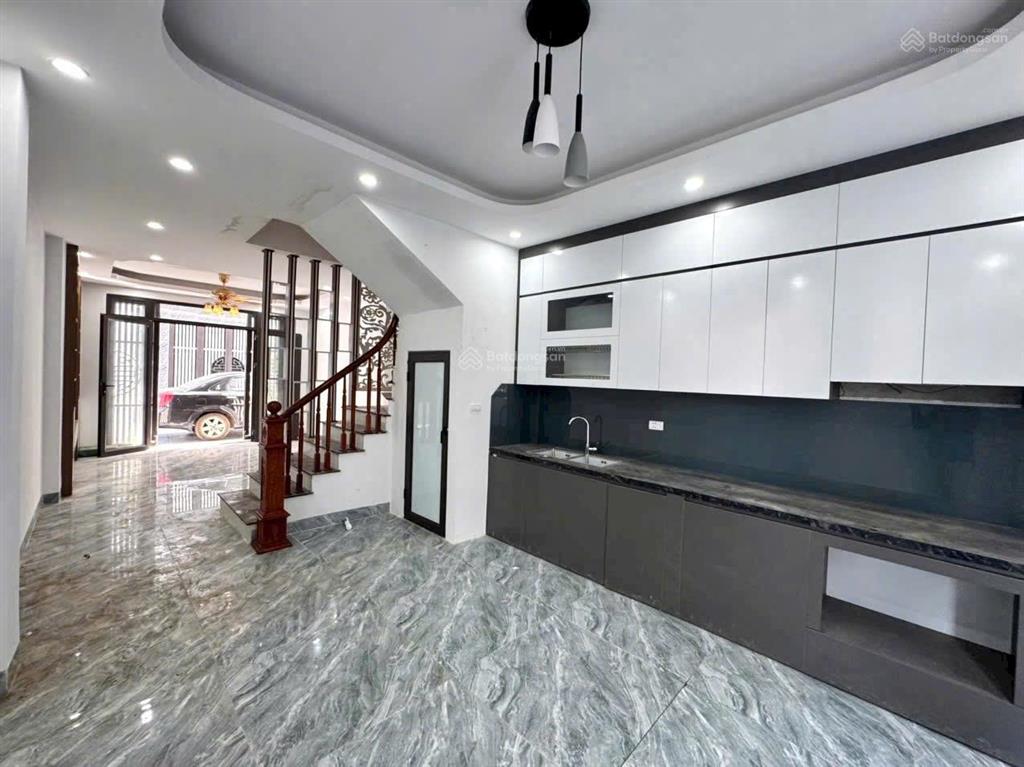 Tôi cần bán gấp nhà đại thành,50m² ôtô đỗ trước nhà,gần vđ4 cách khu đô thị đô nghĩa,đh phenika 3km