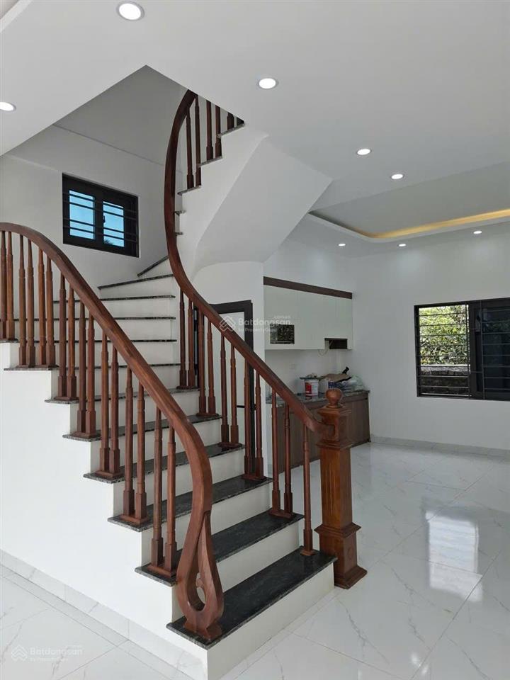 Nhỉnh 3 tỷ, có ngay nhà 45m,ôtô tránh,gần vành đai ,đl thăng long,tiện di chuyển cầu giấymỹ đình