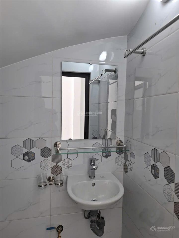 Nhỉnh 3 tỷ, có ngay nhà 45m,ôtô tránh,gần vành đai ,đl thăng long,tiện di chuyển cầu giấymỹ đình
