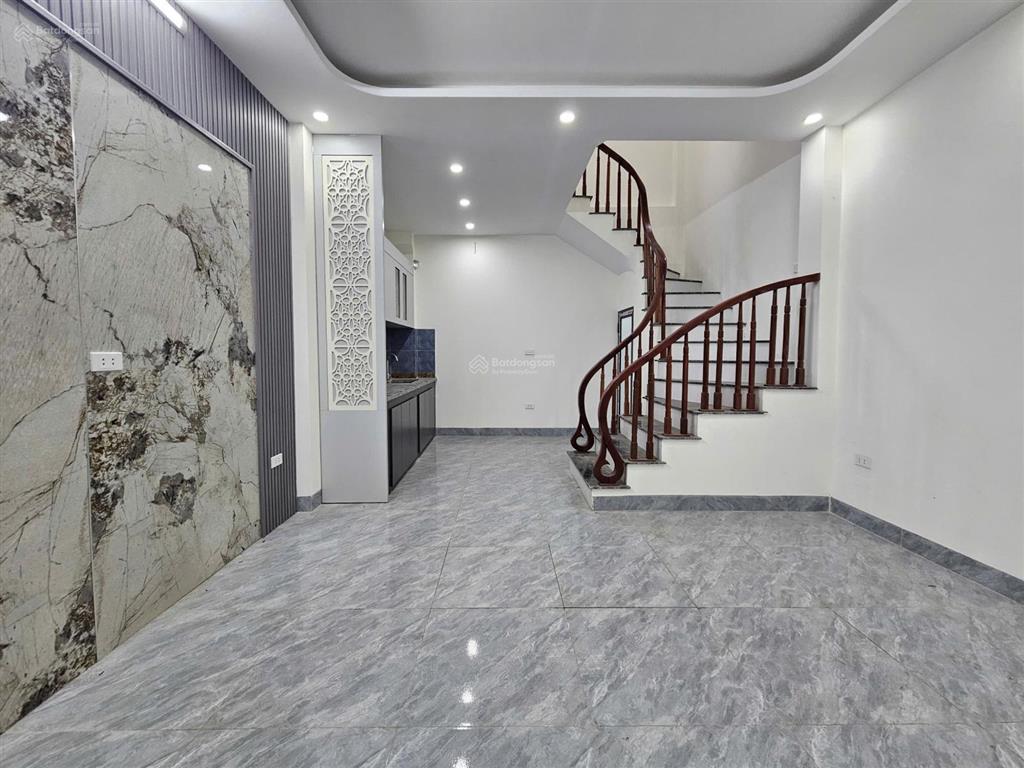 Bán căn nhà mới xây, dt 38m2, 5 tầng, gần ql6  biên giang  hà đông, giá chỉ 3,45 tỷ
