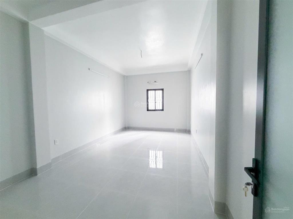 Cho thuê nhà chính chủ hẻm 64 hoà bình, p. hoà bình, q.11, 16 triệu