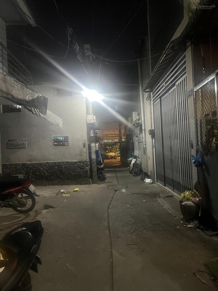 Cho thuê nhà chính chủ hẻm 64 hoà bình, p. hoà bình, q.11, 16 triệu
