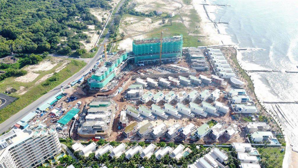 Chính chủ bán căn hộ 1pn 52m2 toà beachfront  full nội thất kèm hợp đồng thuê 236 triệu/ năm