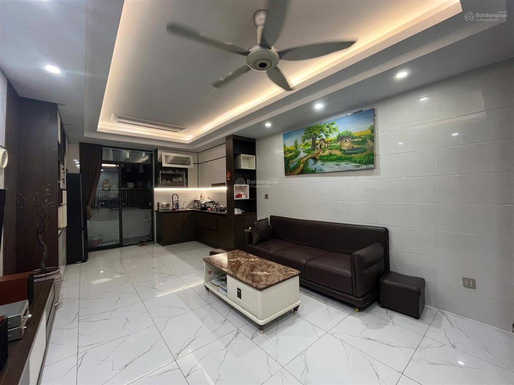 Em cần bán nhanh căn 83m view hồ hh1c linh đàm giá tốt