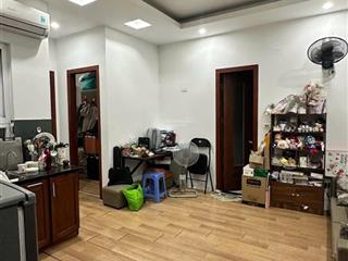 Chính chủ cần bán căn 2 ngủ ct12a kim văn kim lũ  0982 984 ***