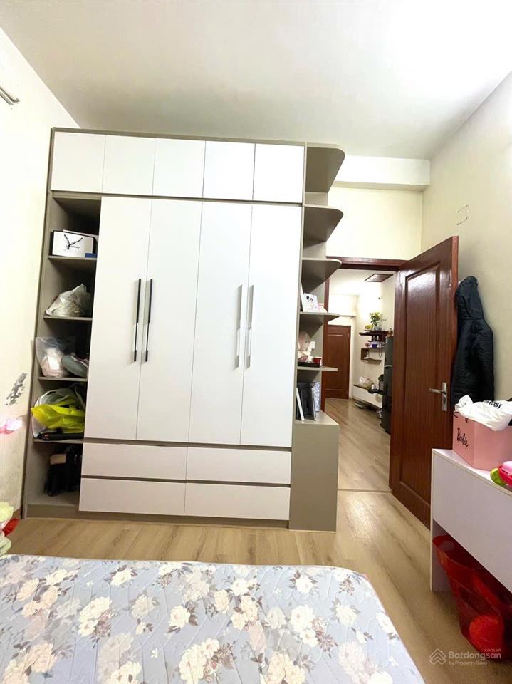 Vp5 linh đàm căn 1 ngủ + sổ đỏ chính chủ cần bán  0982 984 ***