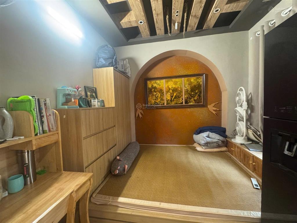 Bán căn góc nơ 7a bán đảo linh đàm.  098298471