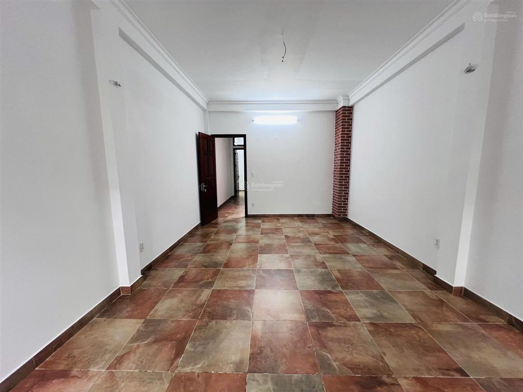 Cc bán nhà 5 tầng khu phân lô có vỉa hè rộng 8a ngõ 124 phố hoàng ngân hai thoáng, ô tô tránh