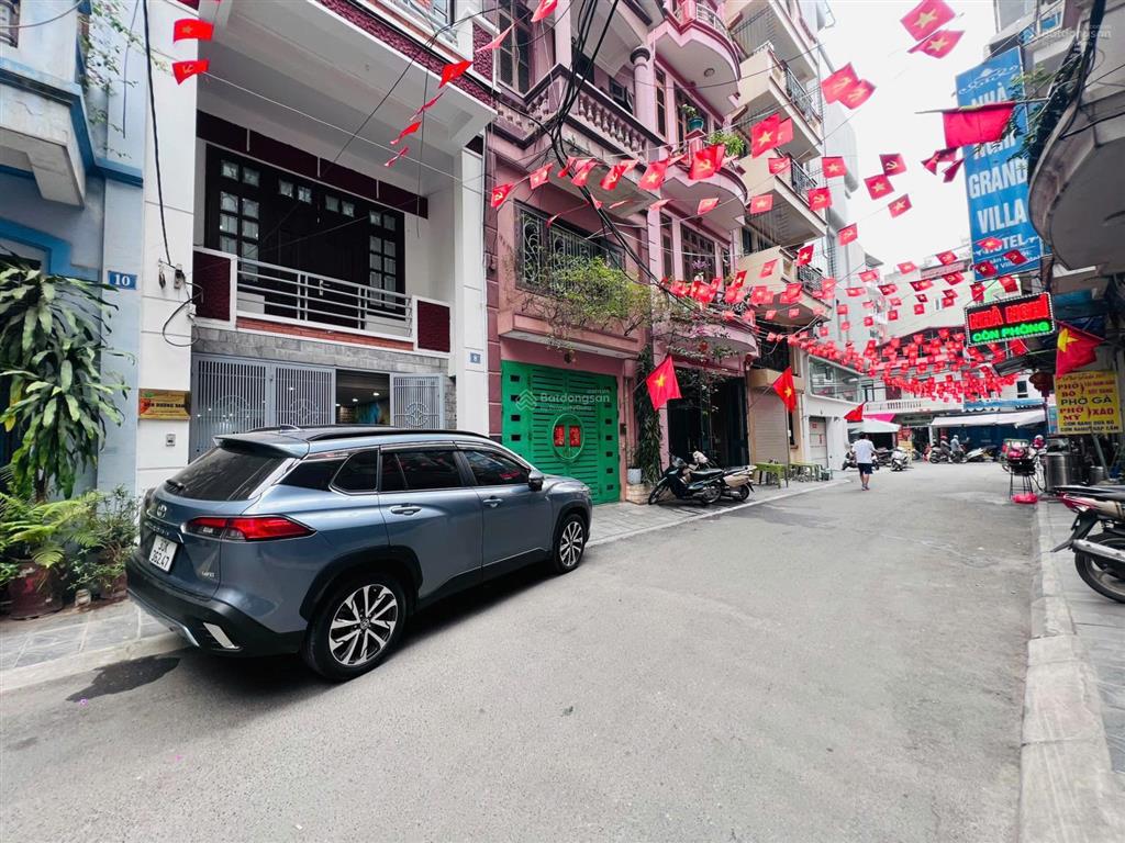 Cc bán nhà 5 tầng khu phân lô có vỉa hè rộng 8a ngõ 124 phố hoàng ngân hai thoáng, ô tô tránh