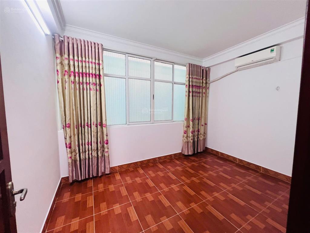 Cc bán nhà 5 tầng khu phân lô có vỉa hè rộng 8a ngõ 124 phố hoàng ngân hai thoáng, ô tô tránh