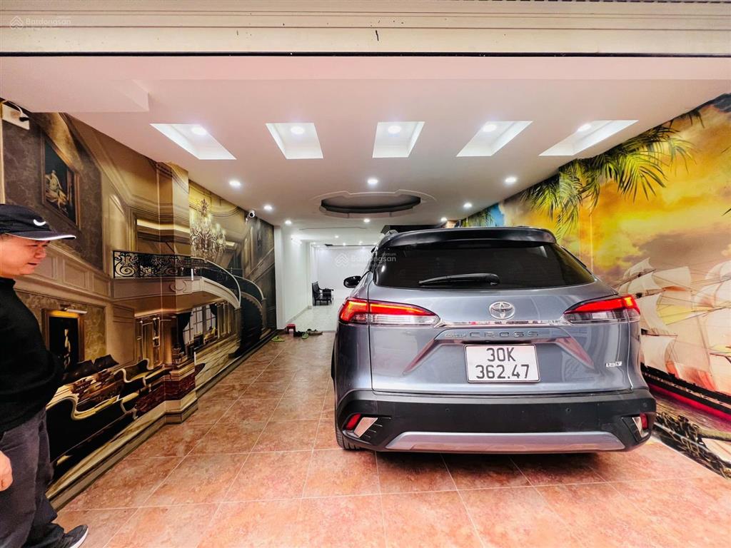 Cc bán nhà 5 tầng khu phân lô có vỉa hè rộng 8a ngõ 124 phố hoàng ngân hai thoáng, ô tô tránh