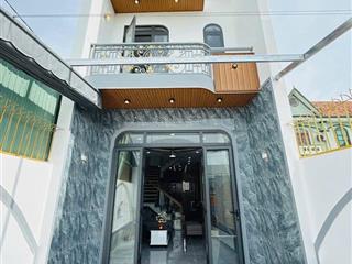 Nhà mới đẹp 4 phòng ngủ ngay trạm thu phí 26 đồng khởi phường tân phong 3tỷ680