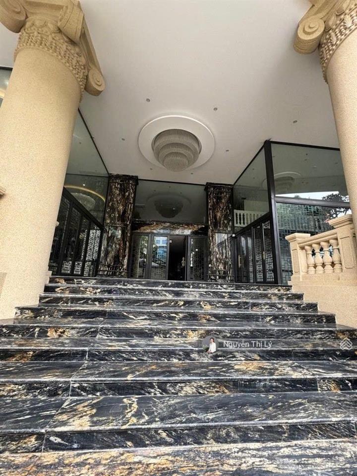 Siêu khách sạn nguyễn hoàng lô góc 10 tầng 89 phòng doanh thu 3 tỷ/tháng (otll10056)