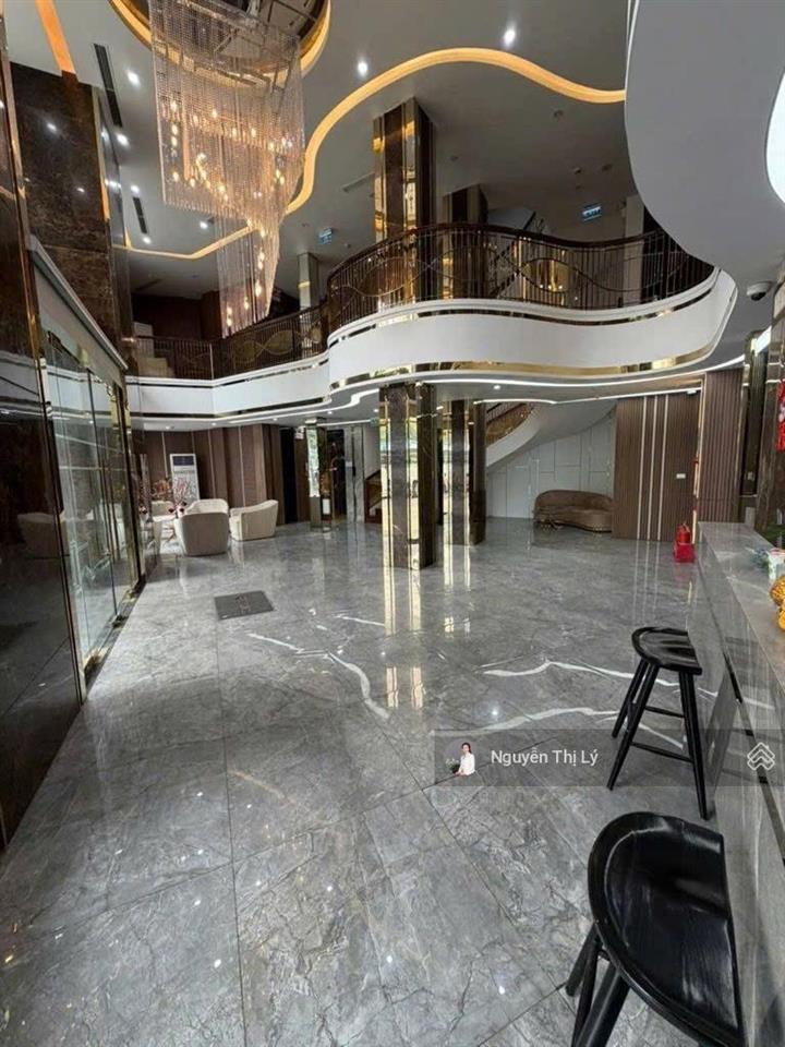 Siêu phẩm mặt phố nguyễn hoàng lô góc mặt tiền siêu khủng 8 tầng lừng lững (otll10054)