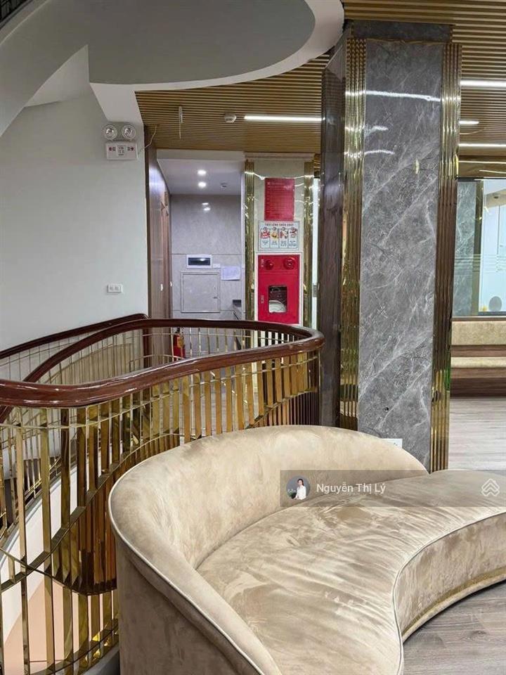 Siêu phẩm mặt phố nguyễn hoàng lô góc mặt tiền siêu khủng 8 tầng lừng lững (otll10054)