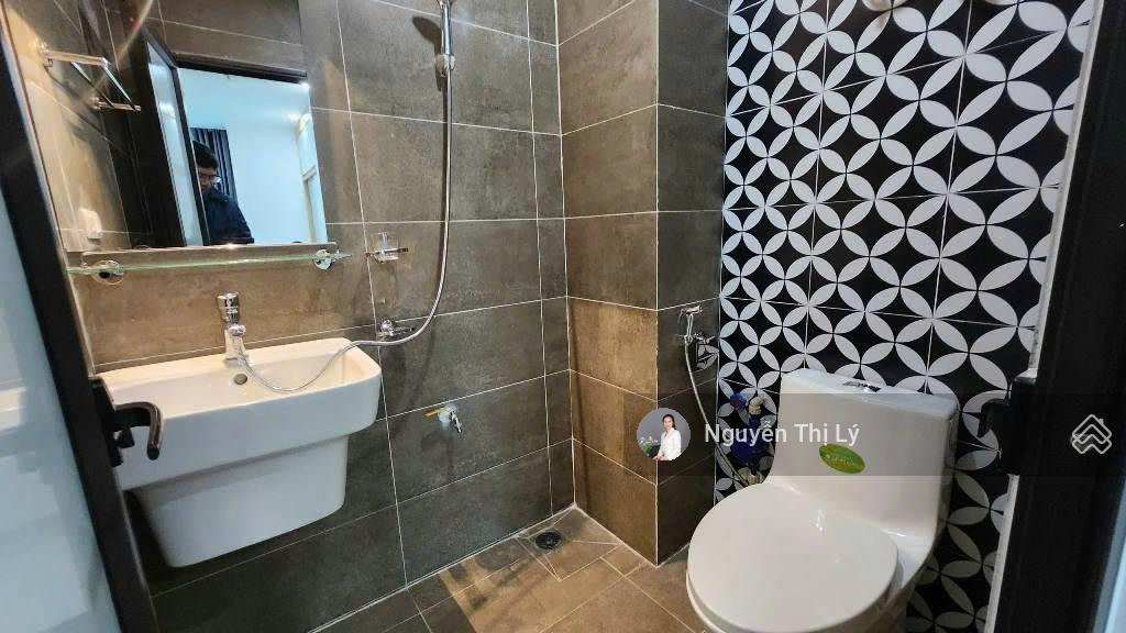 Ccmn phạm văn đồng 7 tầng thang máy 28 phòng full đồ dòng tiền 1.6 tỷ/năm (ptl203075)