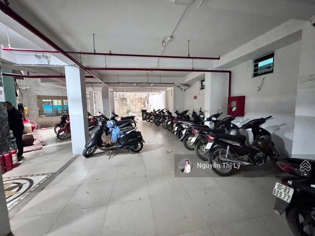 Siêu phẩm ccmn phú diễn lô gó,c 4 thoáng, 8 tầng thang máy, 31 phòng thu 1.8 tỷ/năm, sđcc, full đồ