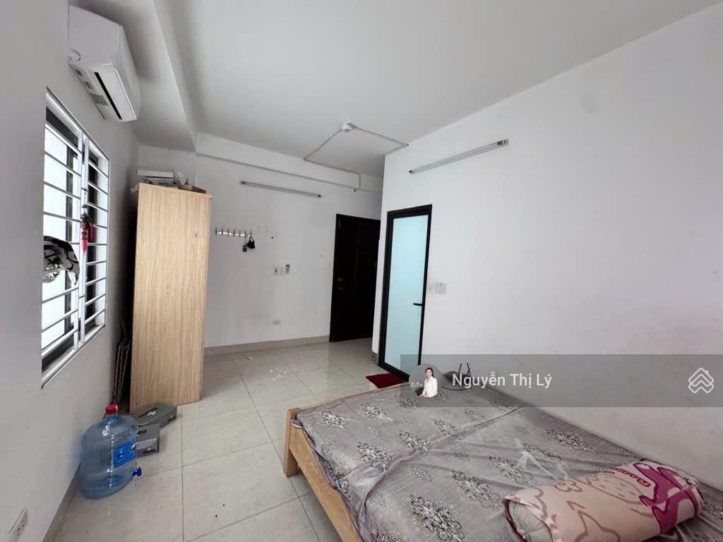 Siêu phẩm ccmn phú diễn lô gó,c 4 thoáng, 8 tầng thang máy, 31 phòng thu 1.8 tỷ/năm, sđcc, full đồ