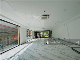 Toà văn phòng mặt phố hồ tùng mậu, lô góc, 3 mặt thoáng, mặt tiền 8m, vỉa hè 12m